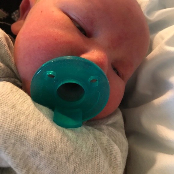 Meet your Posher, Jessica - Picture 2 of 2